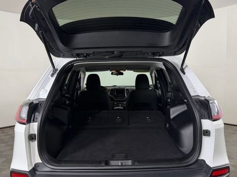 Used 2019 Jeep Cherokee Sport w/ Cold Weather Group AWD/4WD image 10