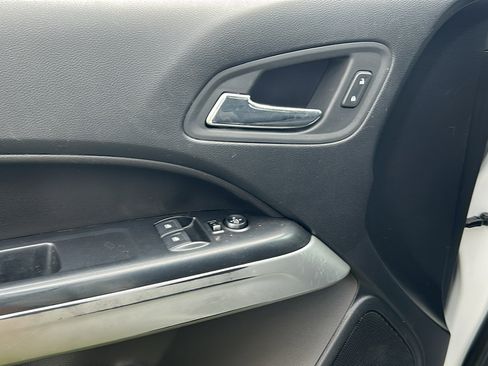 Used 2021 Chevrolet Colorado LT w/ Fleet Safety Package image 21