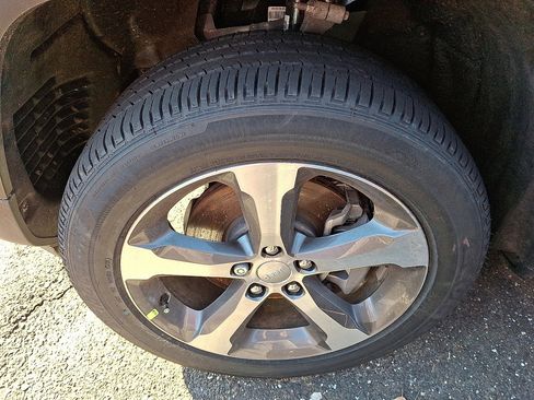 New 2026 Jeep Grand Cherokee L Limited image 4