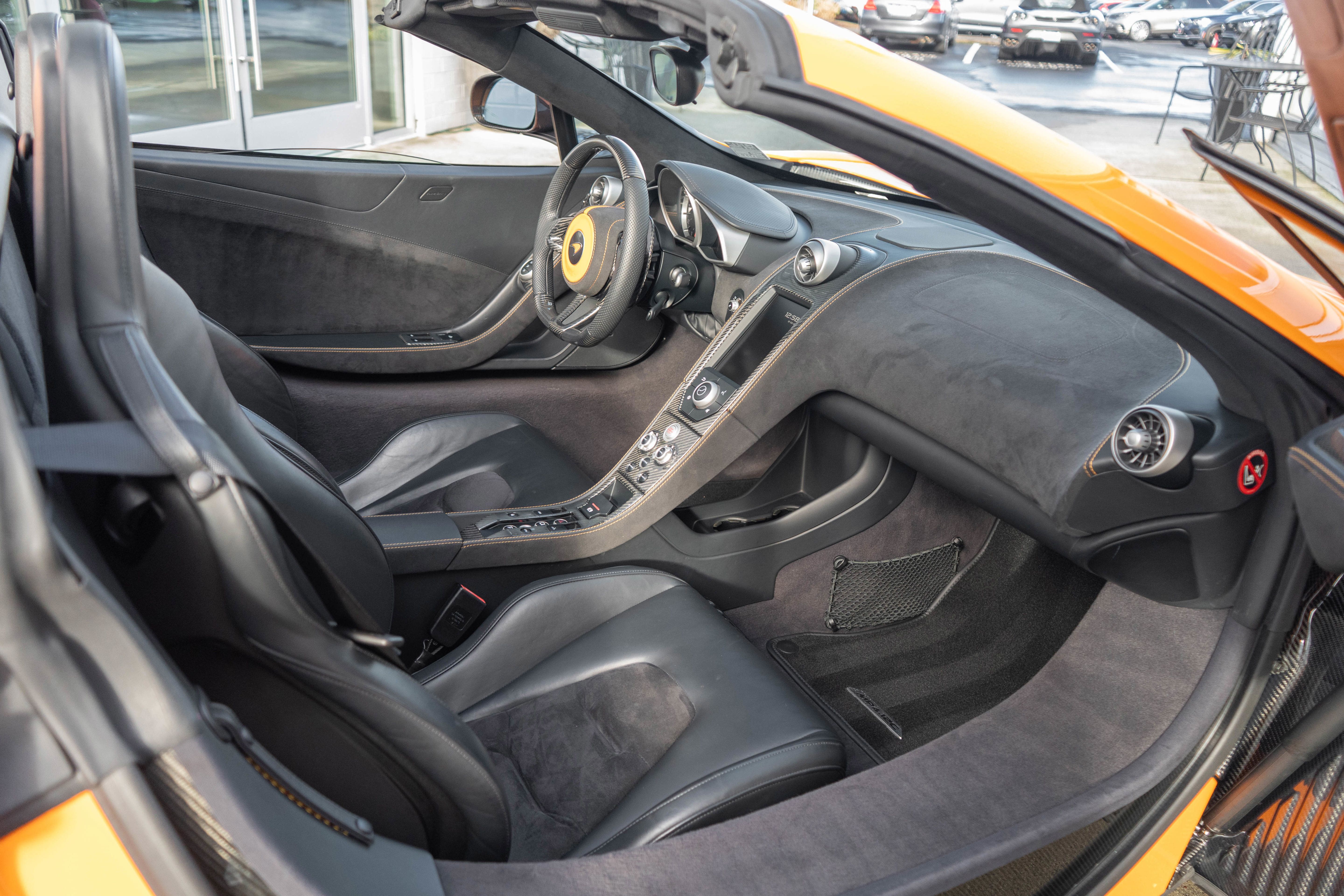 Used 2013 McLaren MP4-12C Spider RWD image 28