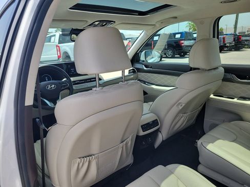 Used 2020 Hyundai Palisade Limited FWD image 12
