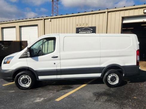 Used 2018 Ford Transit 250 130 Low Roof image 2