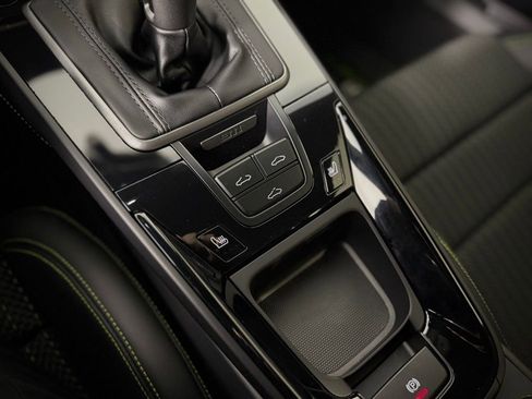 Certified 2024 Porsche 911 Carrera T image 26