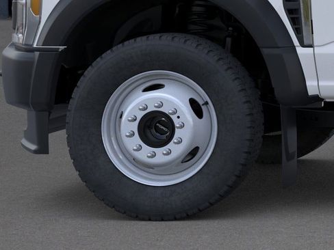 New 2026 Ford F550 4x4 Regular Cab Super Duty image 19
