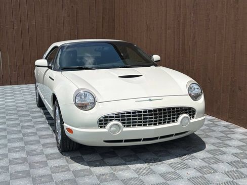 Used 2002 Ford Thunderbird RWD image 8