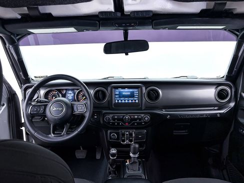 Used 2022 Jeep Wrangler Unlimited Sport image 25