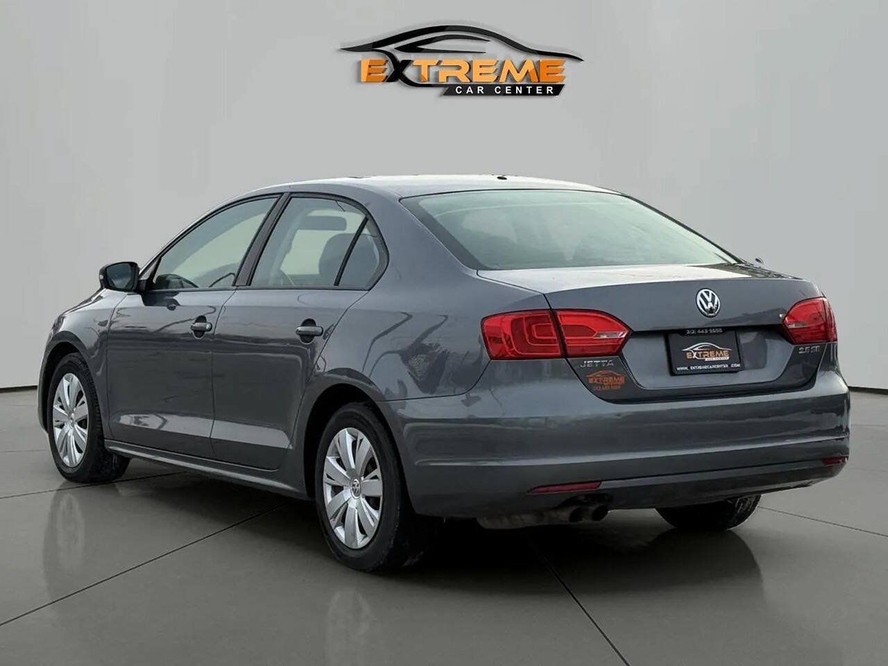 Used 2012 Volkswagen Jetta SE FWD image 4