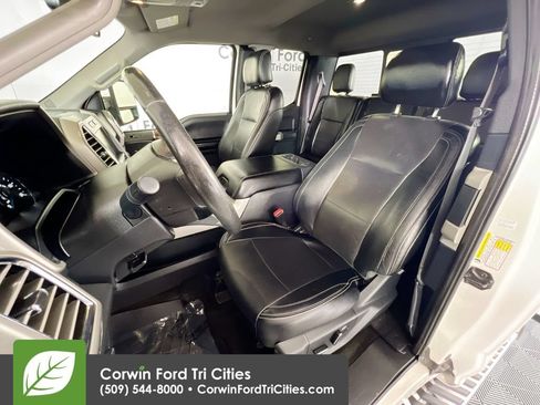 Used 2015 Ford F150 Lariat AWD/4WD image 23