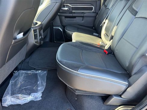 Used 2025 RAM 2500 Laramie w/ Night Edition image 12