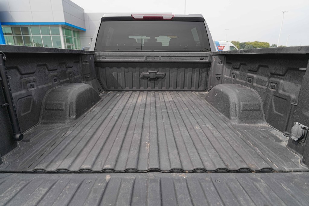 Used 2022 Chevrolet Silverado 1500 Custom Trail Boss w/ Safety Confidence Package AWD/4WD image 16