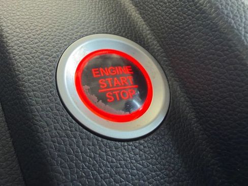 Used 2019 Honda Fit EX image 24