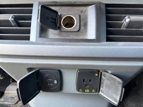 Used 2022 Ford F150 XLT w/ Equipment Group 302A High AWD/4WD image 19