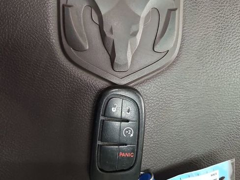 Used 2017 RAM 2500 Laramie w/ Off Road Package image 30