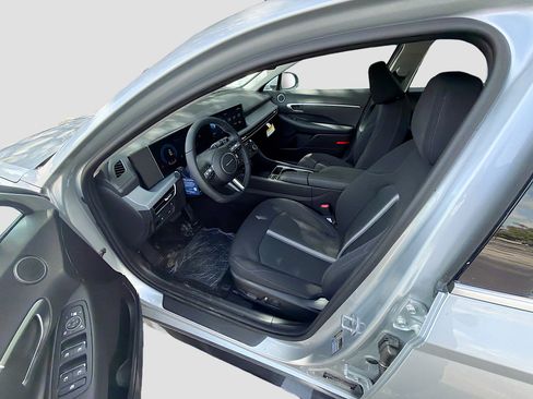 New 2026 Hyundai Sonata SEL FWD image 14