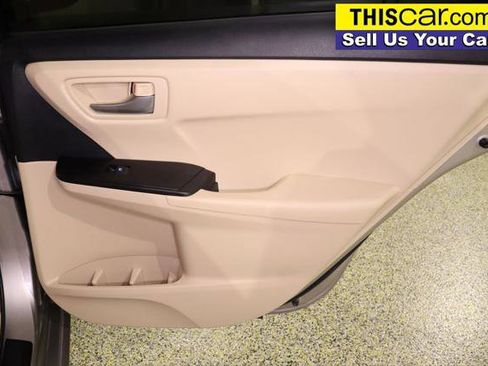 Used 2017 Toyota Camry LE FWD image 26