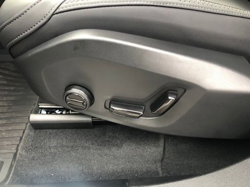 New 2026 Volvo XC90 T8 Plus image 13