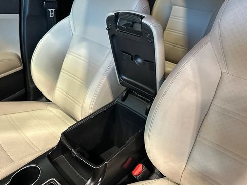 Used 2020 Kia Sorento LX AWD/4WD image 24