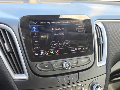 Used 2023 Chevrolet Malibu LT FWD image 24