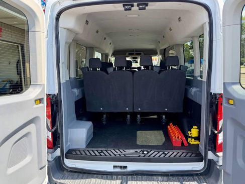 Used 2018 Ford Transit 350 XLT RWD image 25