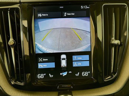 Used 2018 Volvo XC60 T5 Inscription w/ Convenience Package image 16