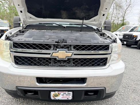 Used 2011 Chevrolet Silverado 2500 W/T AWD/4WD image 30