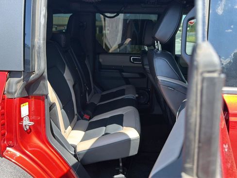 Used 2024 Ford Bronco Wildtrak AWD/4WD image 12