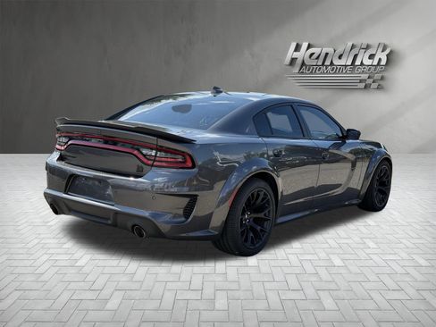 Used 2022 Dodge Charger Scat Pack RWD image 9