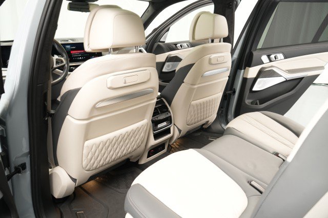Used 2024 BMW X7 M60i w/ Executive Package AWD/4WD image 54