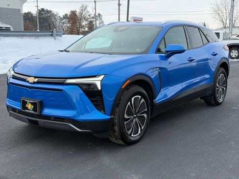 Used 2024 Chevrolet Blazer EV LT image 4