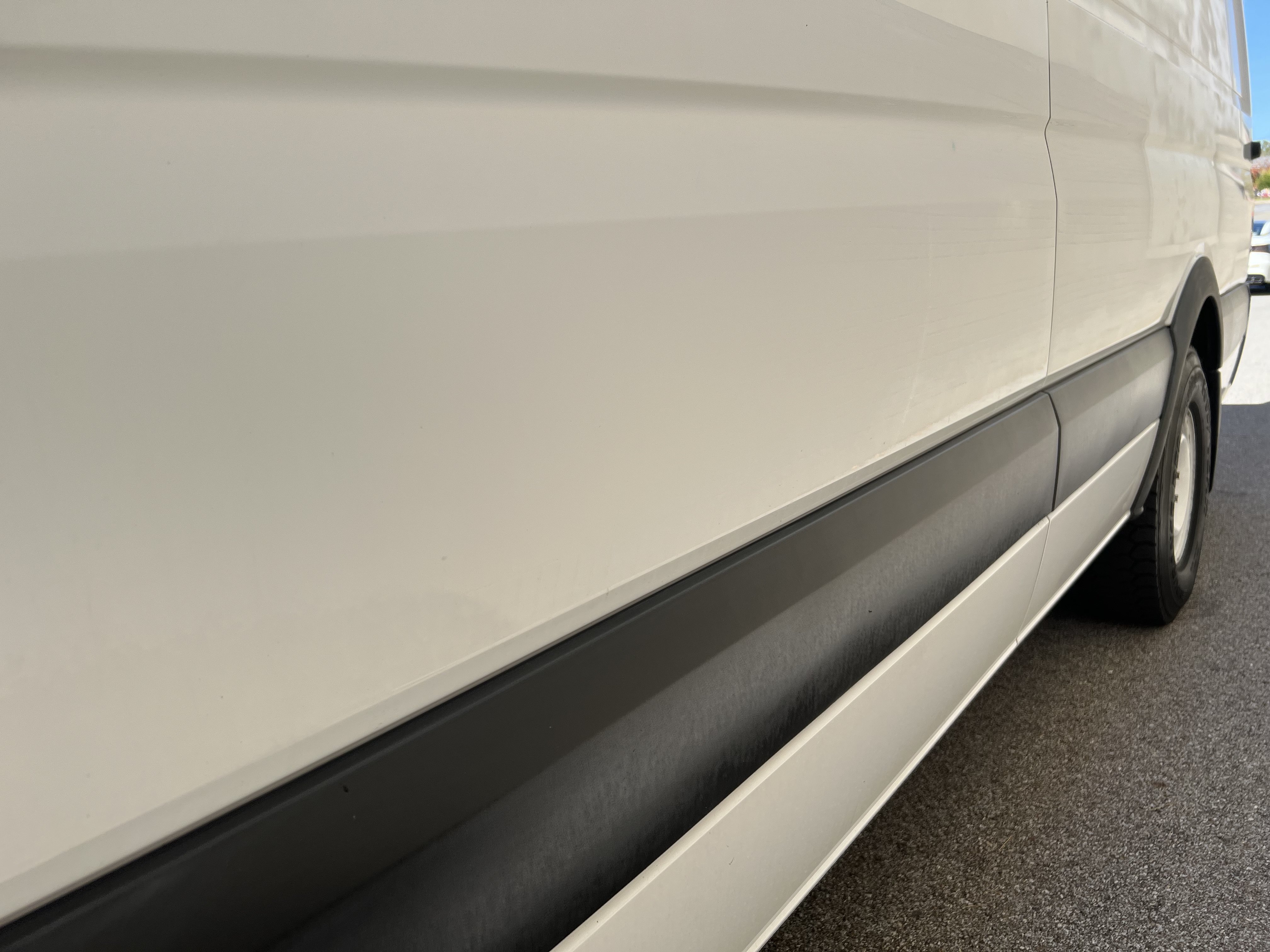 Used 2016 Mercedes-Benz Sprinter 2500 image 32