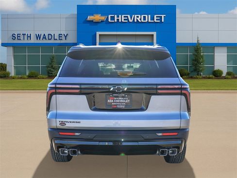 New 2026 Chevrolet Traverse LT w/ Midnight/Sport Edition image 6
