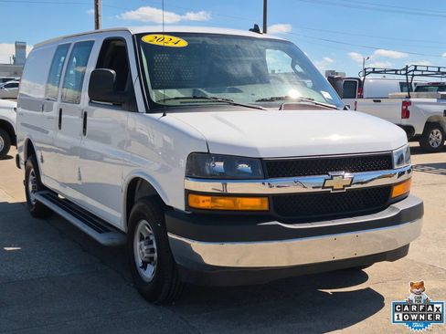 Certified 2024 Chevrolet Express 2500 w/ Driver Convenience Package RWD image 1