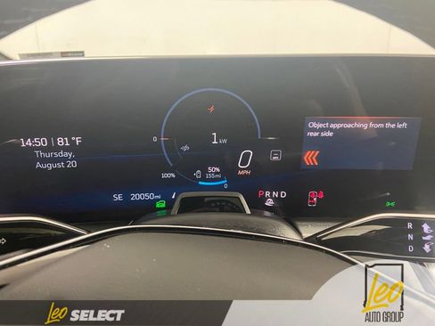 Used 2024 Cadillac Lyriq Luxury AWD/4WD image 14