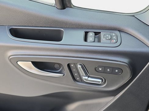 New 2025 Mercedes-Benz Sprinter 2500 image 26