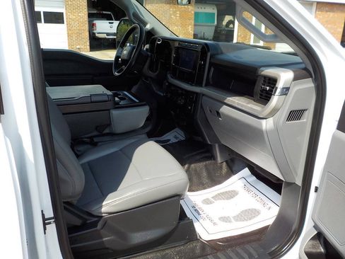 Used 2024 Ford F350 XL w/ 360-Degree Camera Package AWD/4WD image 25