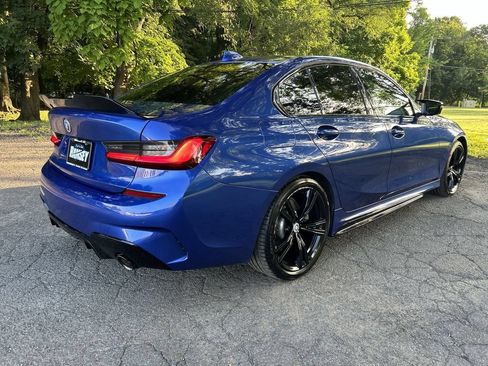 Used 2022 BMW 330i xDrive Sedan w/ M Sport Package AWD/4WD image 8
