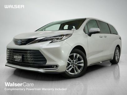 New 2024 Toyota Sienna Limited