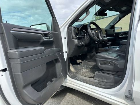 Used 2023 Chevrolet Silverado 1500 LTZ image 19