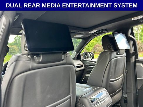Used 2024 Cadillac Escalade Sport Platinum w/ Heavy-Duty Trailer Package AWD/4WD image 3