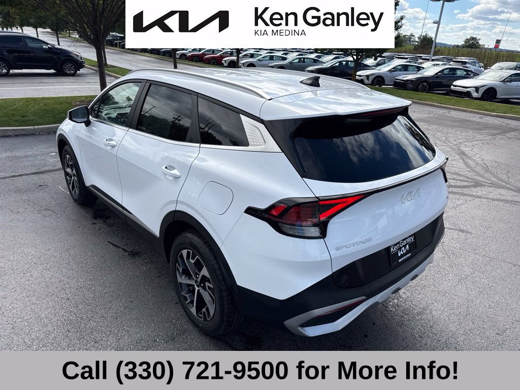 Certified 2024 Kia Sportage EX AWD/4WD image 7