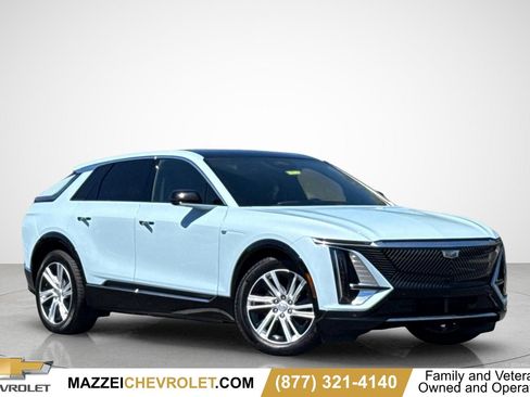 Used 2024 Cadillac Lyriq Tech RWD image 1