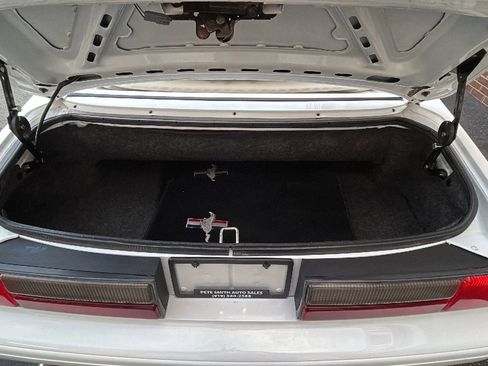 Used 1993 Ford Mustang LX RWD image 15
