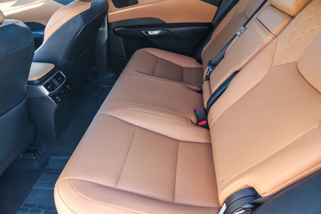 Certified 2025 Lexus RX 350 FWD w/ Accessory Package image 20