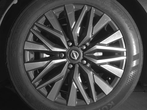 Used 2025 Nissan Altima 2.5 SV image 12