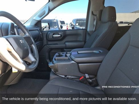 Used 2021 Chevrolet Silverado 1500 Custom Trail Boss w/ LPO, Dark Essentials Package AWD/4WD image 11