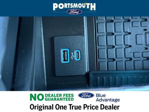 Certified 2024 Ford Expedition Max Platinum image 19