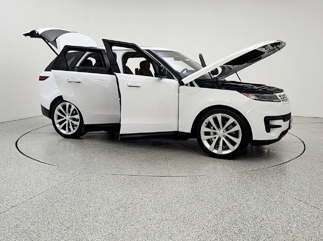 Used 2023 Land Rover Range Rover Sport SE AWD/4WD image 10
