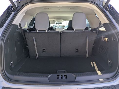 New 2026 Ford Explorer Active w/ Active Comfort Package image 13