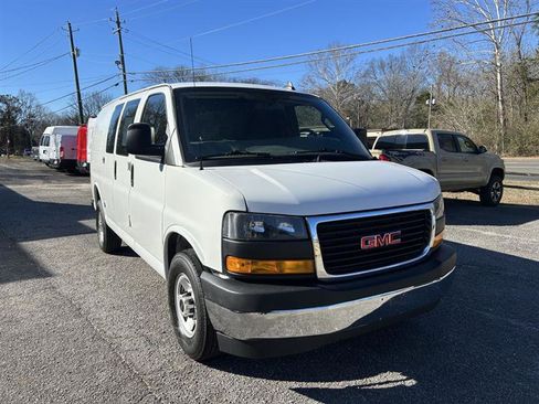 Used 2023 GMC Savana 2500 w/ Driver Convenience Package image 6