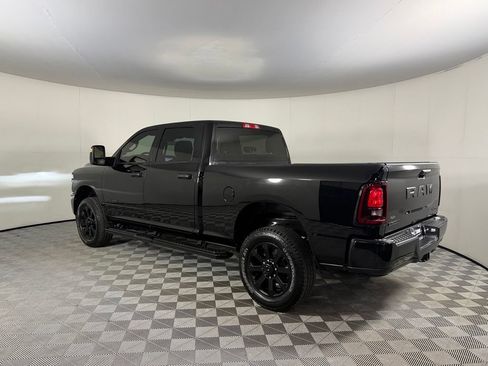 Used 2026 RAM 2500 Big Horn AWD/4WD image 10